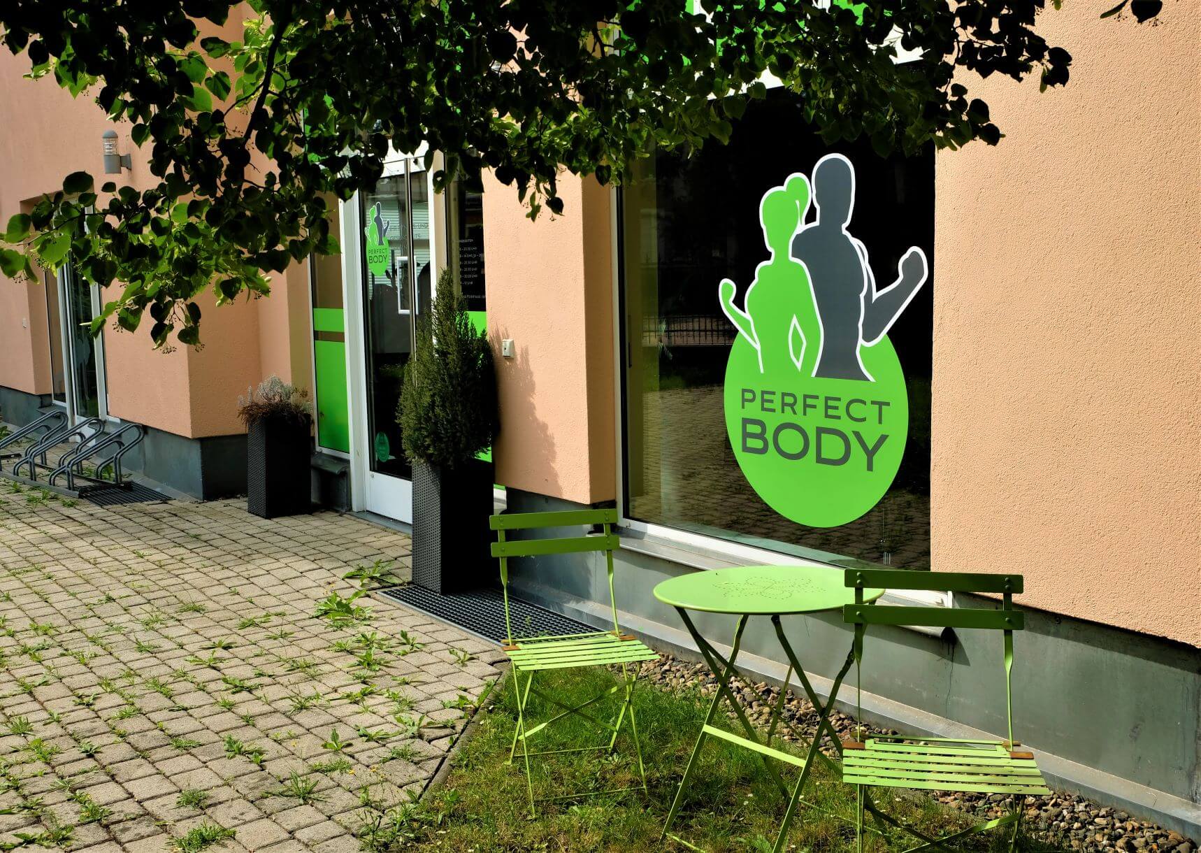 Fitnessstudio Dresden - Perfect Body Außenansicht