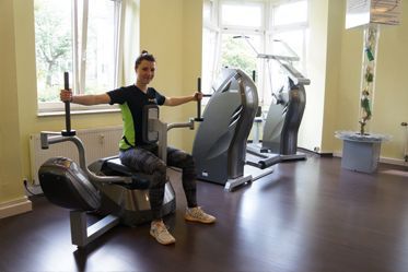 Fitnessstudio Perfect Body Dresden - Milon Medical Rückenzirkel